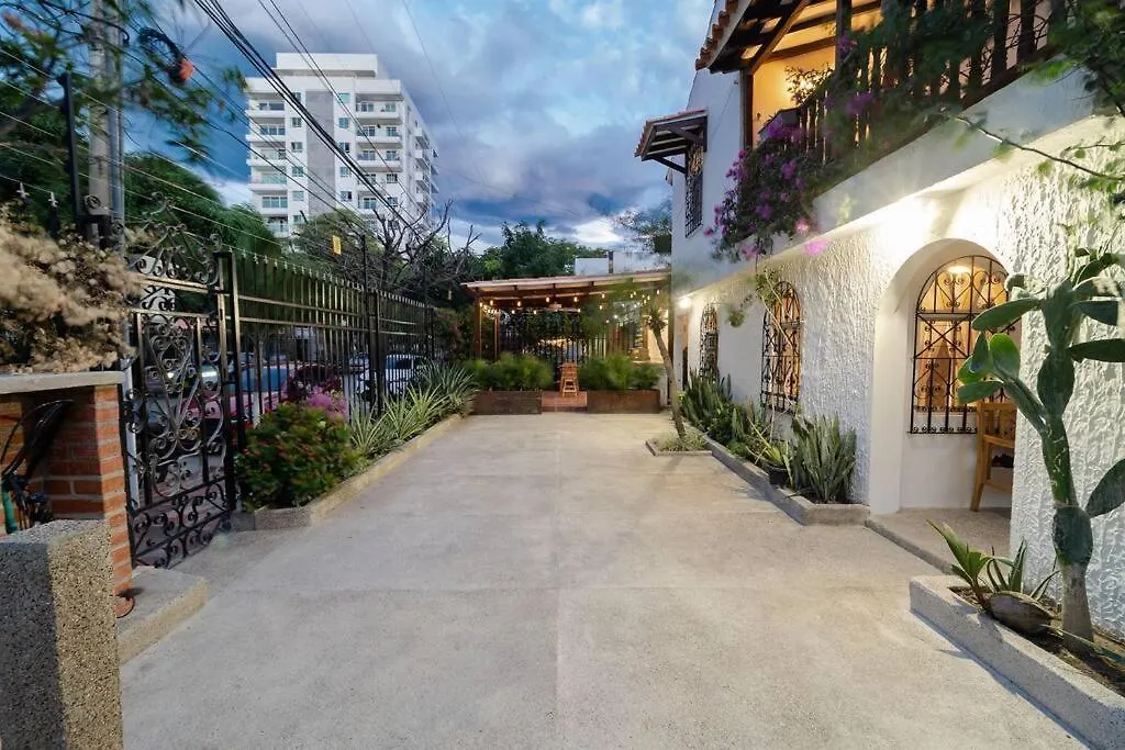 Hermosa Casa Con Piscina Prado Santa Marta Prázdninový dům Santa Marta (Magdalena)